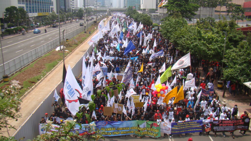 30 000 workers rallying in Jakarta.