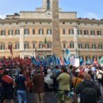 Hundreds came in front of the Montecitorio Palace in Rome, the seat of the Italian Chamber of Deputies, Photo by Uiltec-Uil