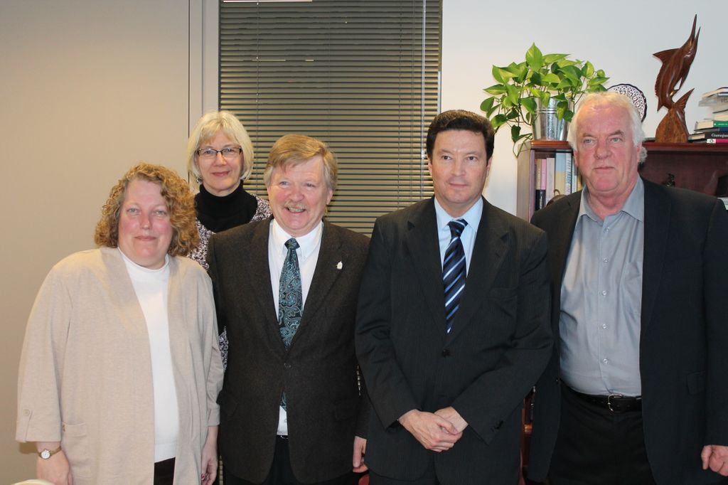 Gwenne Farrell, Vice-President COPE 378, Irene Lanzinger, Secretary-Treasurer BC Federation of Labour, Stephen Hunt, Director United Steelworkers District 3, Angel Villalobos, Consul General of Mexico in Vancouver, Barry O'Neill, President CUPE BC