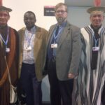 Брайан Колер, второй справа, с лидерами общины Ашанинка в Перу.