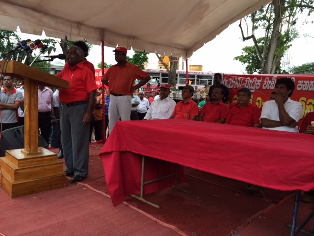 С помощью консолидированных действий профсоюзам Шри-Ланки удалось добиться повышения зарплаты работников частного сектора.