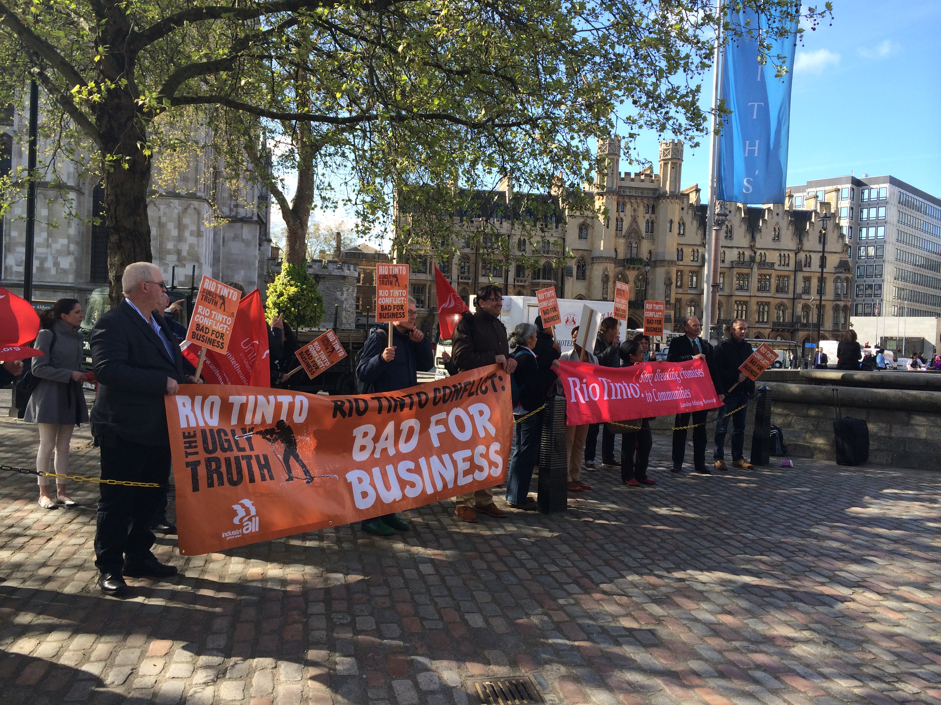 Rally outside Rio Tinto AGM