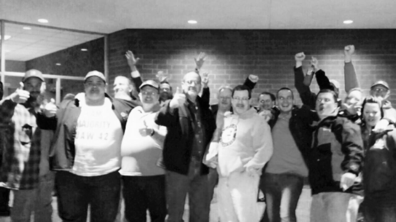 Местная профсоюзная организация № 42 позже отметит объединение всех синих воротничков завода Volkswagen в городе Чаттануга 