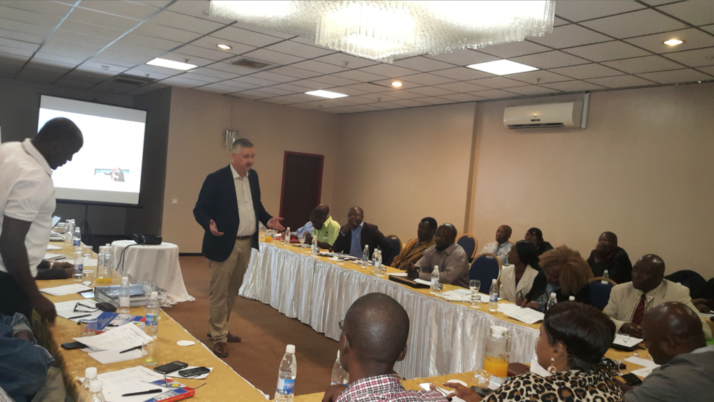 Magnus Palmgren from IF Metall at the workshop in Zimbabwe.