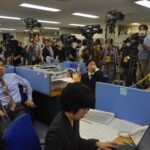 В ожидании ответного предложения в офисе JCM 