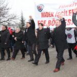 5.	Manifestación de mineros de Soma frente el parlamento de Turquía en Ankara, 10 de febrero de 2015. Maden-Is
