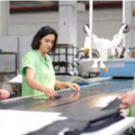 “El Acuerdo establece una línea de comunicación directa entre los trabajadores y la empresa” Fábrica de Inditex, España